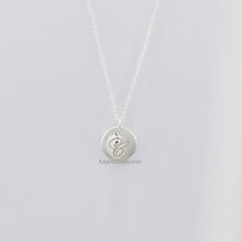 将图片加载到图库查看器，Tiffany Notes® Letter &quot;C&quot; Disc Charm
