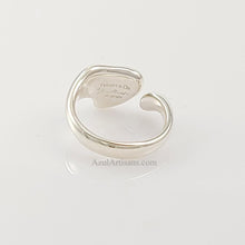 Cargar imagen en el visor de la galería, Tiffany &amp; Co. Elsa Peretti Full Heart Ring
