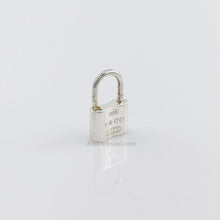 Cargar imagen en el visor de la galería, Tiffany &amp; Co. 1837 Lock Pendant
