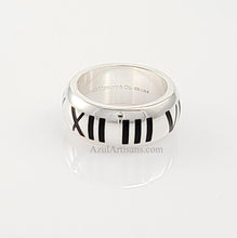 Cargar imagen en el visor de la galería, Tiffany &amp; Co. Black Numeral Atlas Ring
